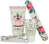 Маникюрный набор Cath Kidston Wild Flowers крем для рук крем для кутикулы пилка и книпсер с маслом ши — фото 3
