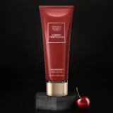 Baylis & Harding Baylis & Harding The Edit Cherry Temptation Body Lotion - Бальзам для тела The Edit Cherry Temptation Body Lotion с витамином E, лёгкий, 236 мл — фото 2