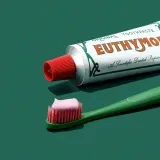 Зубная паста Euthymol Original Toothpaste, розовая, с эвкалиптом и ментолом, 75 мл — фото 4