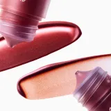 Румяна для лица Catrice Soft Embrace Liquid Shimmer, оттенок C02 - Mulberry Glow — фото 4