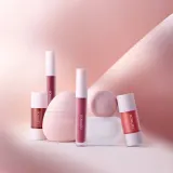 Румяна для лица Catrice Soft Embrace Liquid Shimmer, оттенок C02 - Mulberry Glow — фото 7