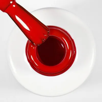 Гель-лак для ногтей Alessandro International Striplac UV Colour, полимеризация 60 секунд, 6,5 мл, оттенок 122 - Classic Red