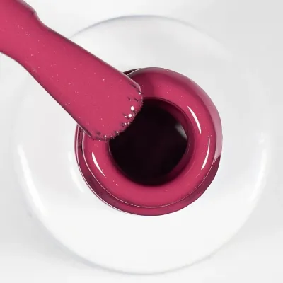 Гель-лак для ногтей Alessandro International Striplac UV Colour, полимеризация 60 секунд, 6,5 мл, оттенок 137 - Petite Nana