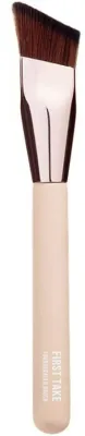 Кисть для основы Mulac First Take Foundcealer Brush, скошенная, с густым мягким ворсом