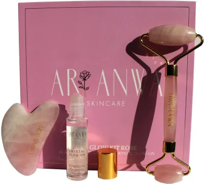 Набор ARI ANWA Skincare The Glow Kit Rose розовая вода 10 мл и гуаша из розового кварца
