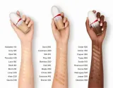 Тональный флюид Shiseido Revitalessence Skin Glow Foundation сияющий SPF 30 с уходом, 30 мл — фото 2
