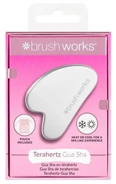 Пластина гуаша Brushworks Terahertz Gua Sha из терагерцового камня, для массажа лица, 1 шт