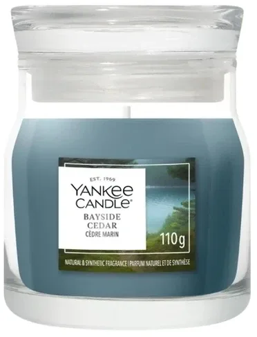 Свеча ароматическая Yankee Candle Bayside Cedar в банке, 1 фитиль, 110 г