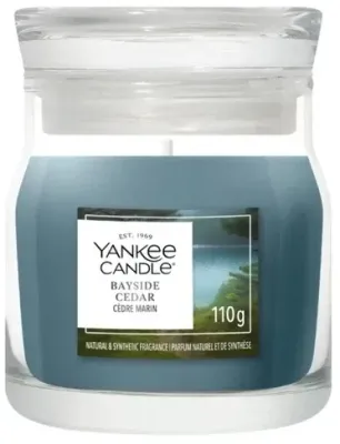 Свеча ароматическая Yankee Candle Bayside Cedar в банке, 1 фитиль, 110 г