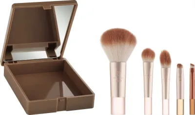 Набор кистей для макияжа Real Techniques New Nudes 2.0 Mini Brush Set, 6 шт