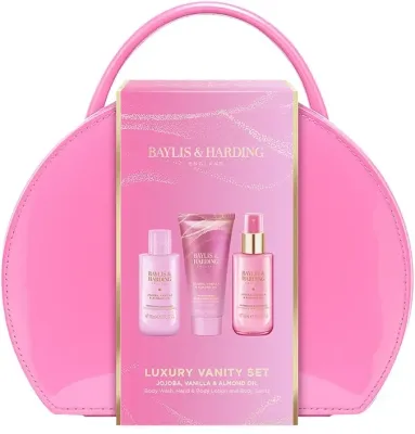 Baylis & Harding Baylis & Harding Jojoba, Vanilla & Almond Oil Luxury Vanity (b/wash/100 мл + b/lot/100 мл + b/mist/100 мл) - Набор для тела Baylis Harding Jojoba, Vanilla, Almond Oil Luxury Vanity: средство для мытья тела, лосьон, мист, по 100 мл