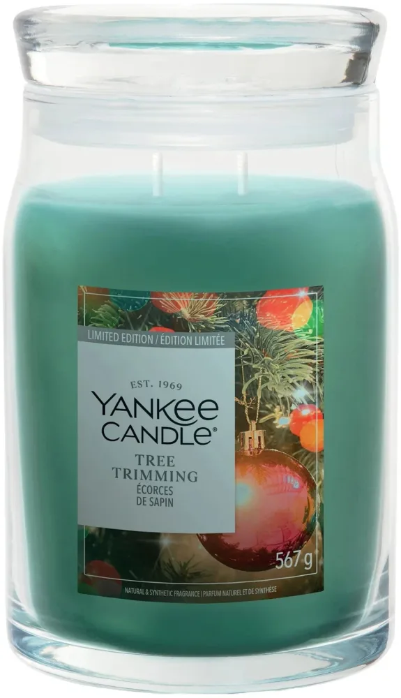 Ароматическая свеча в банке Yankee Candle Signature Tree Trimming, 2 фитиля, 368 г / 567 г