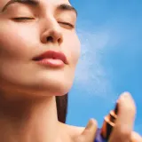 Увлажняющий освежающий спрей-мист для лица с комплексом TFC8 Augustinus Bader The Face Mist, 100 мл — фото 4