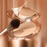 Макияж для лица - Крем-праймер "Гладкая кожа" Charlotte Tilbury Airbrush Flawless Finish Refill, 8 г, оттенок 2 Medium — фото 5