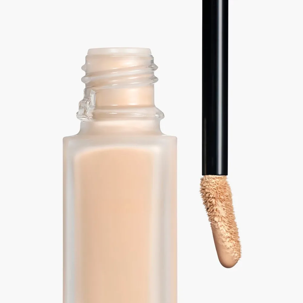 Ультрапрочный Корректор - Весьдневный Комфорт Chanel ULTRA LE TEINT, оттенок B40