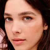 Гибкая восковая краска для бровей Benefit Cosmetics Fluff Up Brow Wax — фото 2