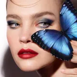Карандаш для глаз в насыщенных цветах GUERLAIN Contour G, оттенок 05 JUNGLE GREEN — фото 5