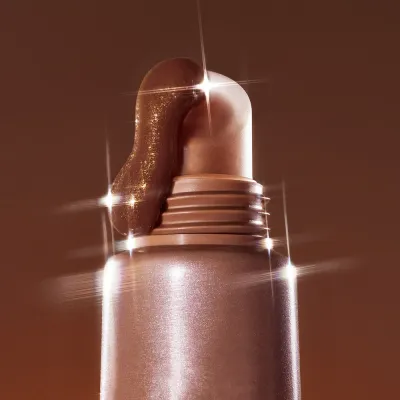 Увлажняющий и антивозрастной уход за губами OLEHENRIKSEN Pout Preserve Lip Treatment, Glimmer Cocoa Creme, 12 мл