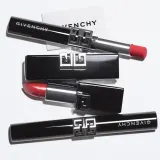 Долговременная матовая помадка с эффектом объема для губ Givenchy The Red Velvet Matte, 2.3 г, оттенок R13 - Red Muse — фото 4