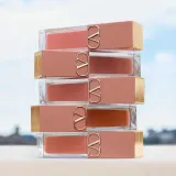 Матовый жидкий цвет для губ и щек Valentino Liquirosso, 6.5 мл, оттенок 110A Into The Nude — фото 4
