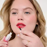 Увлажняющий блестящий тинт для губ Benefit Cosmetics Splashtint, 6 мл, оттенок N°03 Fresh Squeezed — фото 1