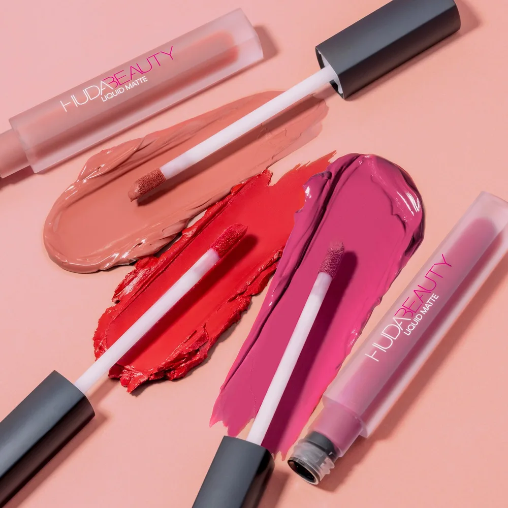 Матовая жидкая помадка Huda Beauty Liquid Matte Lipstick, 4.2 мл, оттенок First Class