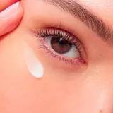Clarins Total Eye Lift концентрат-бальзам для кожи вокруг глаз 15 мл — фото 1