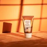 Sisley Self Tanning Hydrating Facial Skin Care крем-автозагар для лица увлажняющий 60 мл — фото 4