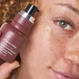 Сыворотка для кожи вокруг глаз, корректирующая трижды Dr Dennis Gross Advanced Retinol + Ferulic, 15 мл — фото 3