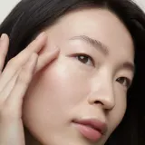 Крем против старения для глаз с лотосом и витамином E fresh Lotus Eye Cream, 15 мл — фото 2