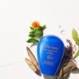 Солнцезащитный крем Shiseido Expert Sun Protector Lotion SPF30, 150 мл — фото 2