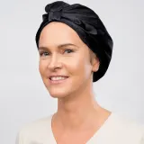 Шелковистая шапочка для волос GLOV Anti-Frizz Satin Hair Bonnet Black, 1 шт — фото 2