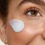 ESTEE LAUDER DayWear Sheer Tint SPF 15 крем тонирующий для лица — фото 3