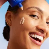 Легкий цинковый солнцезащитный фильтр Ultra Violette Future Fluid SPF 50+, 50 мл — фото 2