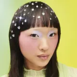 Sephora Collection Color Twister Стразы для волос самоклеящиеся Holographic gems 160 шт — фото 1