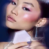 Румяна для лица и тела Fenty Beauty Diamond Bomb All-Over Diamond Veil, 8 г, оттенок Trophy Wife — фото 4