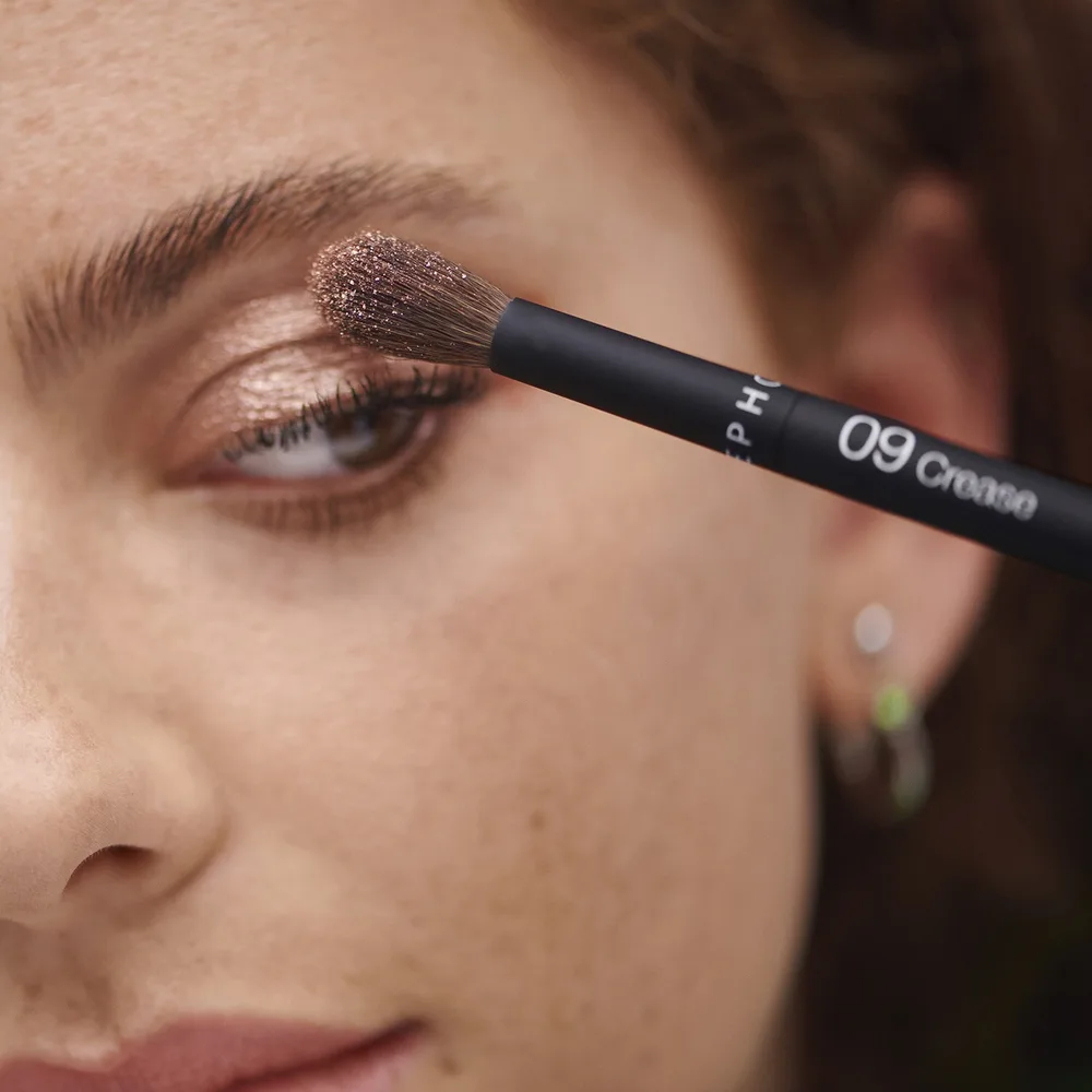 Кисти и аппликаторы для макияжа Sephora Collection 09 Eyelid crease brush, 1 шт