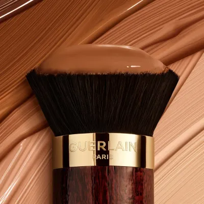 Кисть кабуки GUERLAIN Terracotta Le Teint, 1 шт