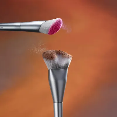 Кисть для макияжа Rem Beauty Blush brush b1