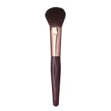 Кисть для бронзатора и румян Charlotte Tilbury BRONZER & BLUSHER BRUSH, 1 шт — фото 1
