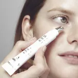 Sisley Phyto-Cernes Eclat корректор для области вокруг глаз, оттенок 1.5 — фото 2