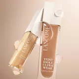 Разглаживающий консилер в жидкой текстуре Lancôme Teint Idole Ultra Wear Care & Glow, оттенок 125 W — фото 2