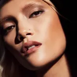 Пудра для лица Fenty Beauty Pro Filt'r Instant Retouch Setting Powder, оттенок Butter — фото 3