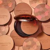 Макияж для лица "Сияние кожи" GUERLAIN Terracotta The Bronzing Powder, 10 г, оттенок 04 Deep Cool — фото 2