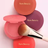 Матовая румяна для щек Rare Beauty Soft Pinch Matte Bouncy Blush, 6.4 г, оттенок Hope — фото 5
