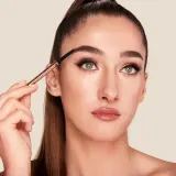 Карандаш для бровей Charlotte Tilbury BROW CHEAT, 0.1 г, оттенок Light Blonde — фото 3