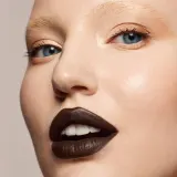 Долговременная жидкая помада Fenty Beauty Stunna Lip Paint Longwear Fluid Lip Color, 4 мл, оттенок Uncuffed — фото 4