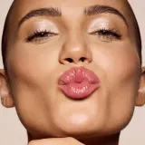 Блеск для губ с насыщенным цветом Fenty Beauty Gloss Bomb Cream, 9 мл, оттенок Cookie Jar — фото 3