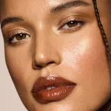 Блеск для губ с насыщенным цветом Fenty Beauty Gloss Bomb Cream, 9 мл, оттенок Cookie Jar — фото 5
