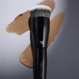 Кисть для нанесения тонального крема Sephora Collection Pro Brush #70, Fondation 70 — фото 4